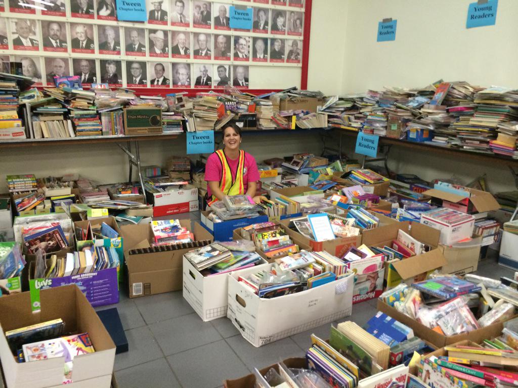 Cherloeffel's tweet photo. Awesome volunteer organizing the library at Raleigh's Kids Exchange #kxconsignment #kxraleigh http://t.co/HwKUUohenz