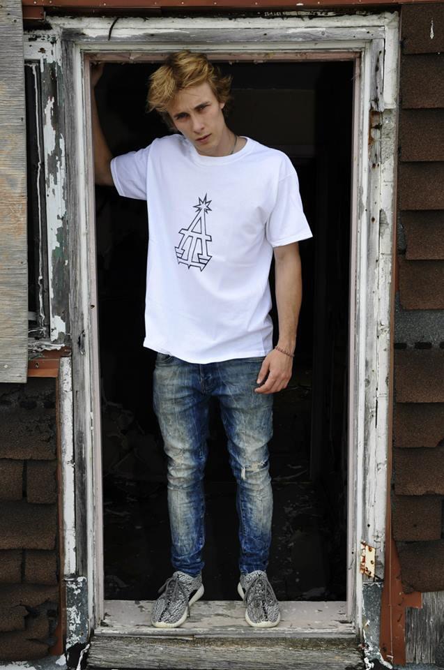 HollsBoyQ's tweet image. Sneak peek of the @AbsentInfluence look book for online - u saw it here first #absinf