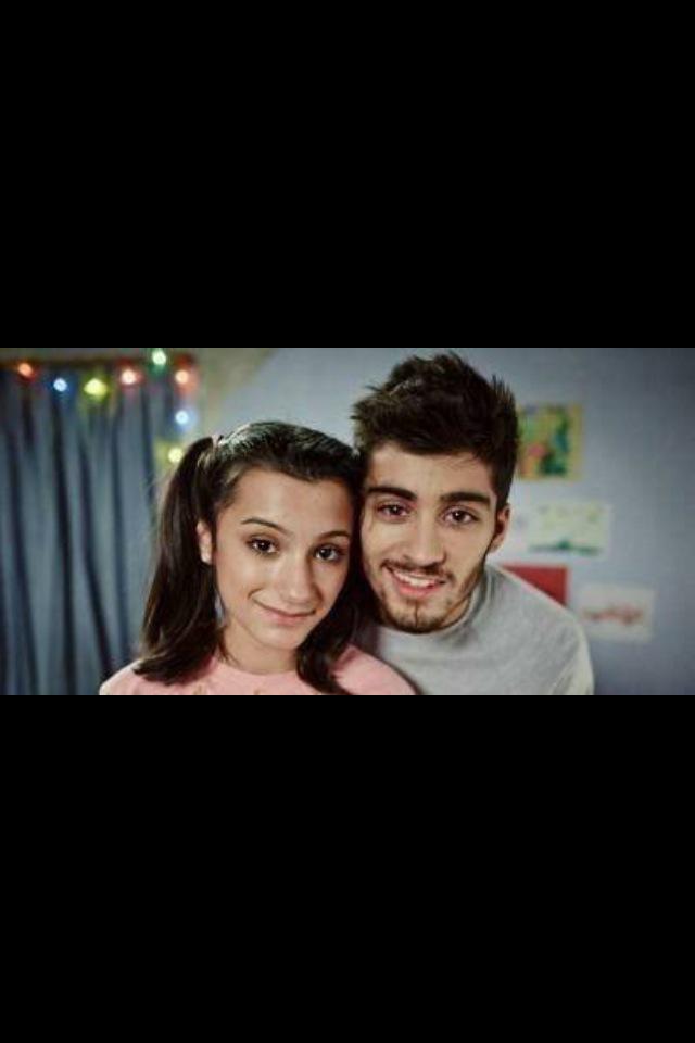 HAPPY SWEET 17th BIRTHDAY WALIYHA MALIK!!!      