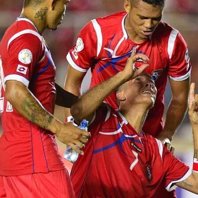 Telemetro's tweet photo. Para nosotros ya son unos HÉROES. No hay más nada que decir. #VamosPanama http://t.co/NSa8UFgLej
