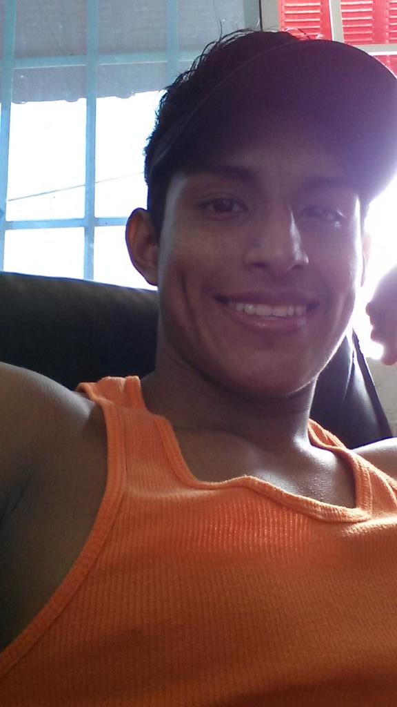 NyleveGomez's tweet image. El 💙
#muyguapo 
#elprof