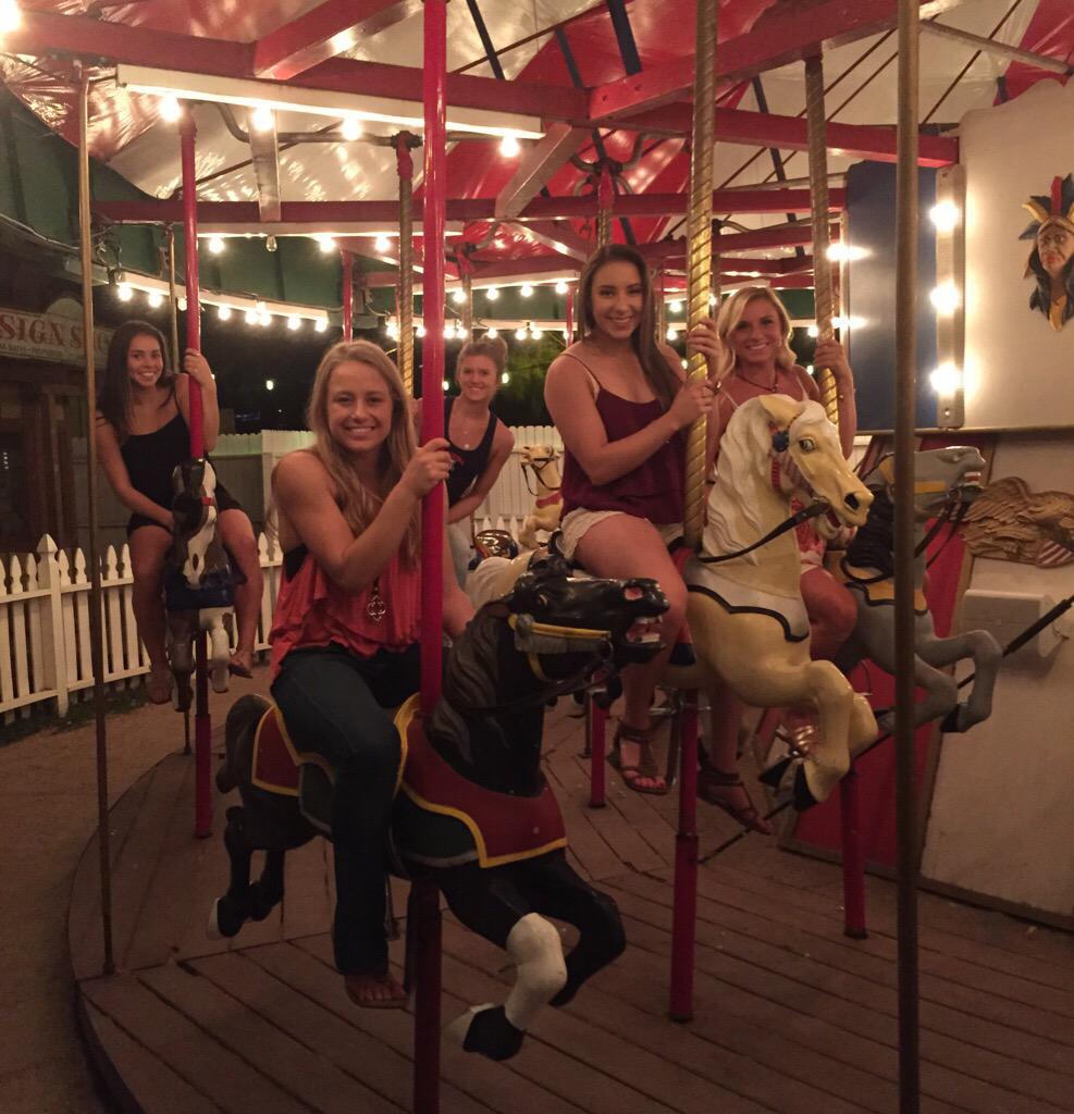 coachtabyim's tweet photo. S/o to the new @AZGymnastics freshmen on campus! #WCW #missingLauryn #merrygoround #merryallaround http://t.co/guI1sPHPiQ