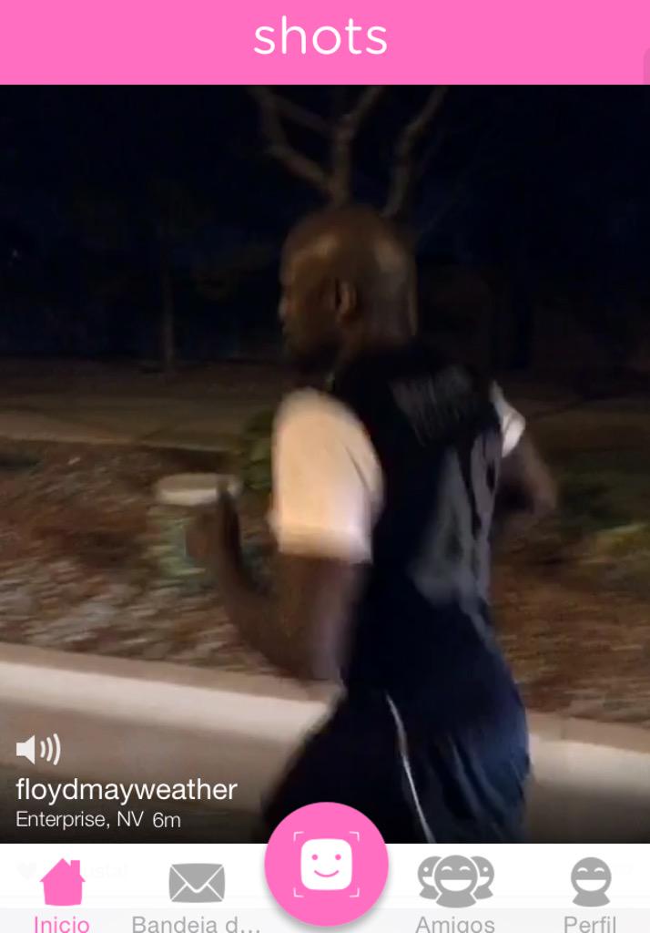 bieberholyworld's tweet photo. #WeekToAddShotties @FloydMayweather running๐๐ป๐ช๐ป๐๐ป๐ฅ!!
#TMT add the champ on @shots! https://t.co/XAmt7LRuIz http://t.co/dDNS7OXgC8