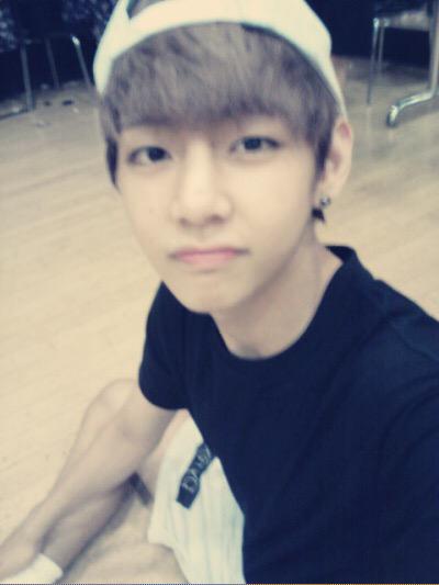 Featured image of post Taehyung Selca 2013 See more ideas about taehyung kim taehyung taehyung selca