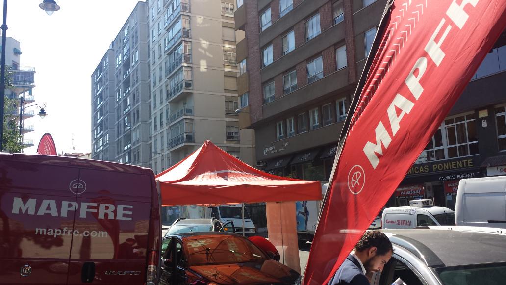 DELCAMAPFRE's tweet image. Ya son muchos los vehículos  que han pasado la diagnosis hoy. Trae el tuyo y pruébalo! #Valladolid #Mapfre #coche