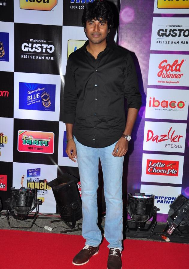 @Siva_Kartikeyan in #MirchiMusic @mirchichn983 #Awards