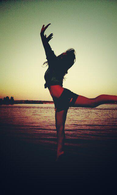 MashulkaLove's tweet photo. #пятьутра
#сондляслабаков 
#Машаирастяжка
#мило
#утречко http://t.co/DXAsdiRJxH