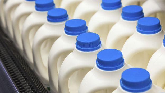 Faico_innova's tweet image. Crean un tapón mediante #impresión3D que indica cuándo la leche está en mal estado bit.ly/1gPF77A