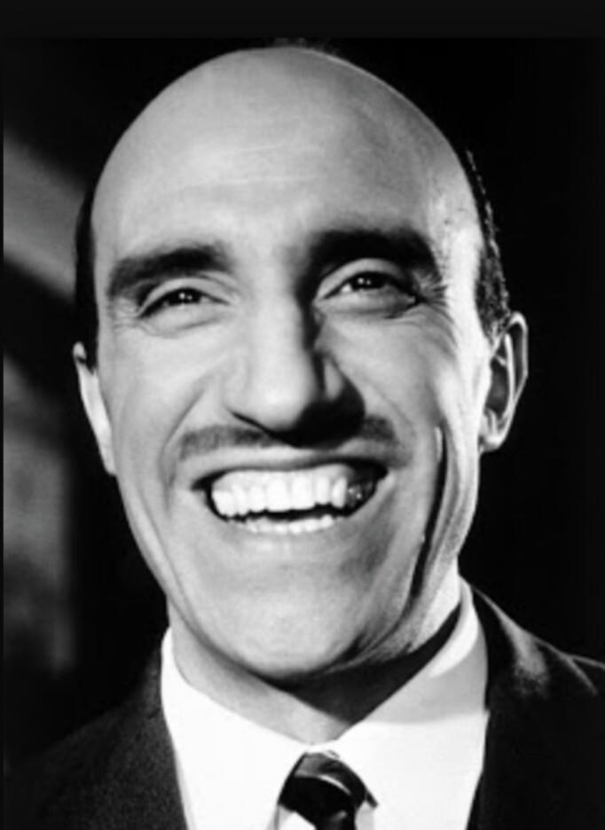 Todos somos contingentes pero Saza era necesario...buen viaje maestro.