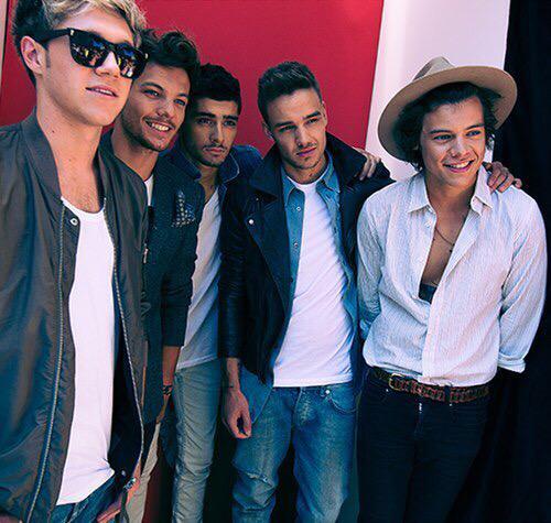litelarrystar's tweet photo. От пяти никому не известных парней к самому популярному и известному бой-бэнду #5YarsOfOneDirection http://t.co/nYSVPPJk9W