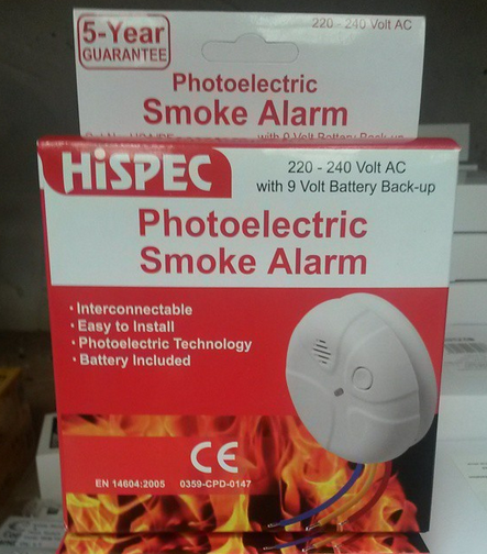 allpowerelect's tweet photo. Hispec Photoelectric Smoke Alarm. £9.00! http://t.co/ogT5rINcxS http://t.co/FepIbFWbjp
