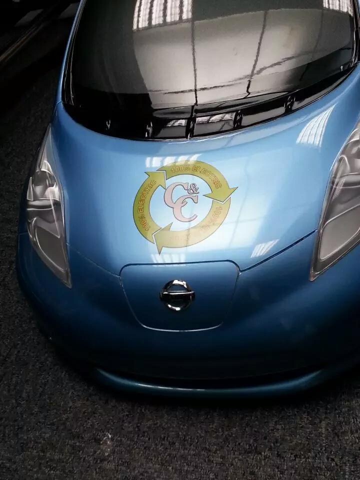 CornwallSigns's tweet photo. One of the smallest #vehiclebranding we've ever done @candctaxis @SPS992 http://t.co/SvWf0GWKet