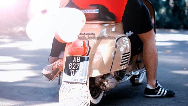 smallframeyk's tweet photo. Selamat sore sahabat, sudahkah anda berVESPA hari ini?? :) #smallframeyk http://t.co/UOxQamuyGv