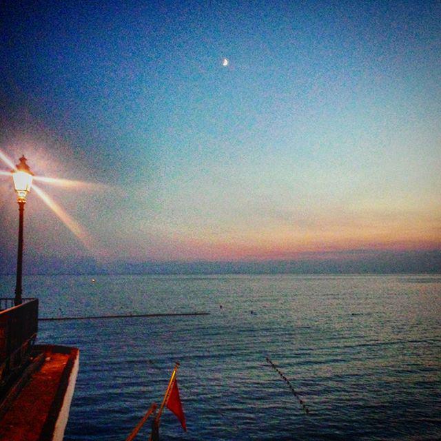 camogligram's tweet image. Camogli: #Camogli #sunset #everyear #holidays #relax #sun #hot #sea #italy #moon #light #italy #igersitalia by @d_f…