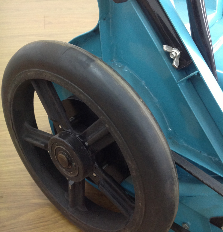 Detail parts of our hand push sweeper ! You can use it in all place !