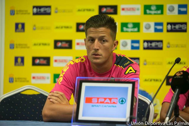 UDLP_Oficial's tweet photo. Leo ve bien poder salir cedido para tener minutos http://t.co/QZh24tJUIa http://t.co/dwFA5RVvJJ
