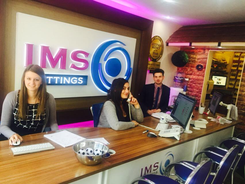 LeadersUpton's tweet image. Derby Central Staff hard at work #samestaff #sameservice @imslettings now @LeadersLimited Leaders.co.uk