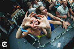 tonight in Venue GroupMtv #kavos #kavosnightlife video youtube.com/watch?v=f9mrNA…