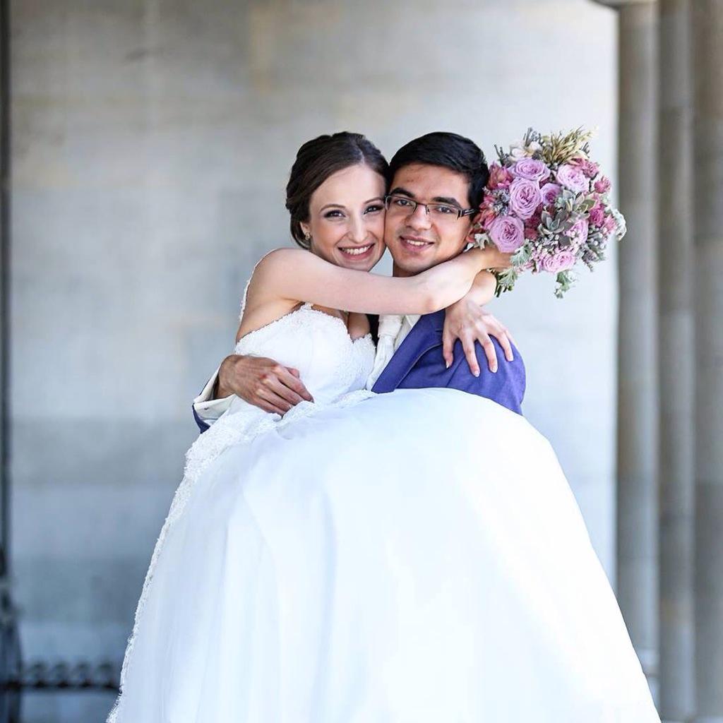 Anna Rudolf 💙💛 on X: The fairytale wedding of @Sopiko20 & @anishgiri,  report by @El_Divis on @chess24com!    / X