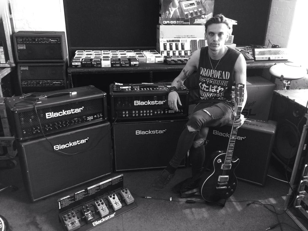 Jamiebower's tweet photo. A most excellent morning spent hanging out and making loud sounds @Blackstaramps x http://t.co/efKhMEpQgb