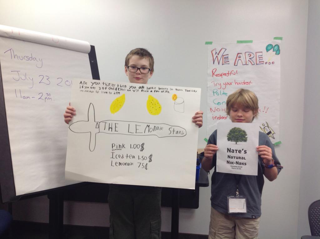 angetaylorhali's tweet photo. Pls support our young Entrepreneurs @CEED_NS Business Bayers Road shopping mall @matlantivex #StepUpNS http://t.co/rSWMm7Afgn