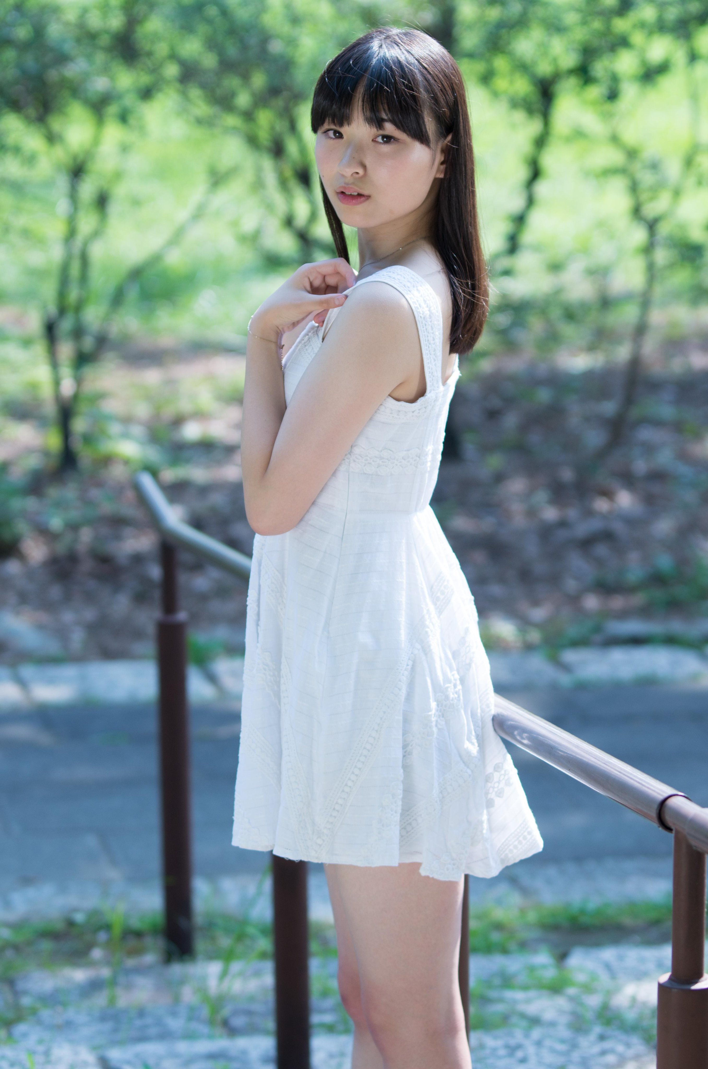芹沢希  / X