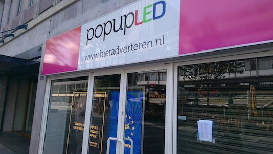 GeenStijl: #GeenPeil Guerrilla Posters hangen in.. Rotterdam! - geenstijl.nl/mt/archieven/2…