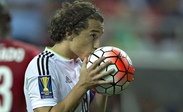 duroalhueso's tweet image. La DIGNIDAD vale más que un pase a la final. @AGuardado18 dejaste al ladrón robar. Tenías la JUSTICIA en tus manos.