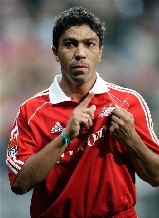 Happy Birthday Giovane Elber (43) and Luiz Gustavo (28) 