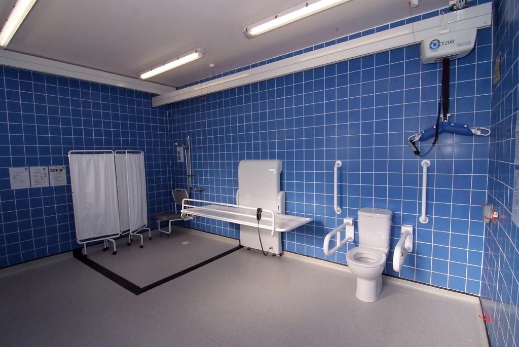AvesoCP's tweet photo. Here's a couple of our favourite #CPBestPix - a fine example of a #ChangingPlaces toilet at #MarinaWay, #Hartlepool http://t.co/kfzaCNZLCy