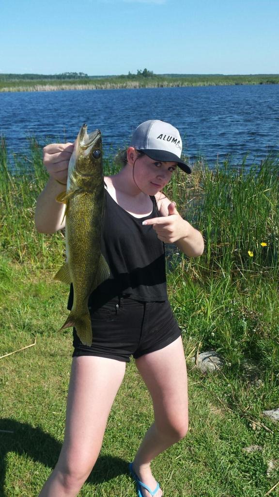 camerontait92's tweet photo. #thugpose @Madison_Tait stylin  with @ALUMACRAFT @gordpyzer #representing @OutdoorCanada @KamookiLures http://t.co/b4BjRpvV1t