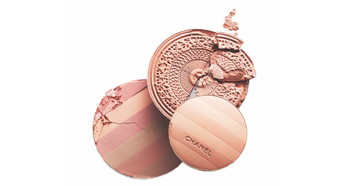 Chatelaine's tweet photo. Our 8 best summer bronzers for day and night: http://t.co/iCzFYTXfZu http://t.co/gkyK65JGHk