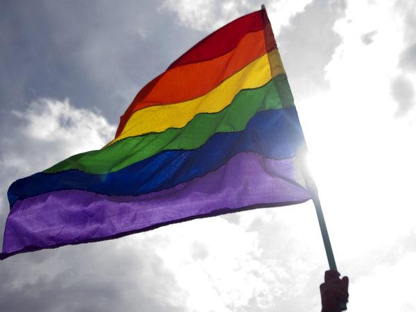 HuffPost's tweet photo. A major bill for the LGBT community is being introduced in Congress http://t.co/nLtkoDrYf5 http://t.co/xrcz3mLqKN