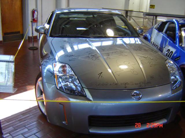 MakingAmerican's tweet image. #350z #Nissan #Fairlady
#1 off production line.