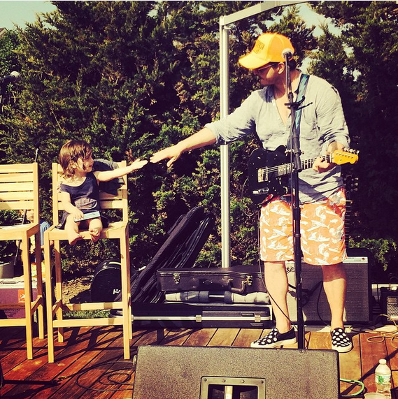 petefrancis's tweet photo. Playing with my sweetie, Calliope at the Montauk Beach House for #dispatchhunger http://t.co/HOIrdc70h2