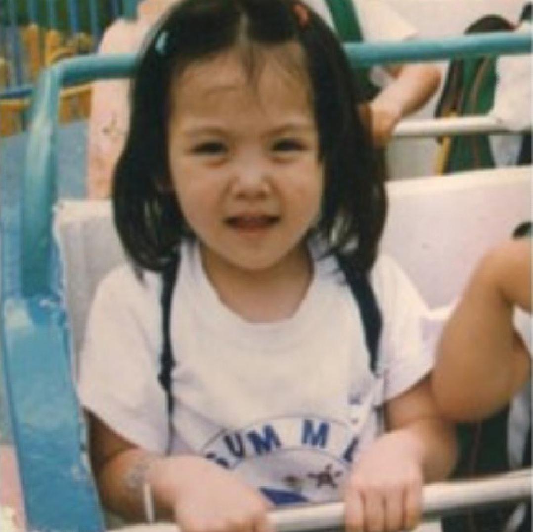 jiyoungpics's tweet photo. #7yearswithJiyoung http://t.co/5YaOLIOnTO