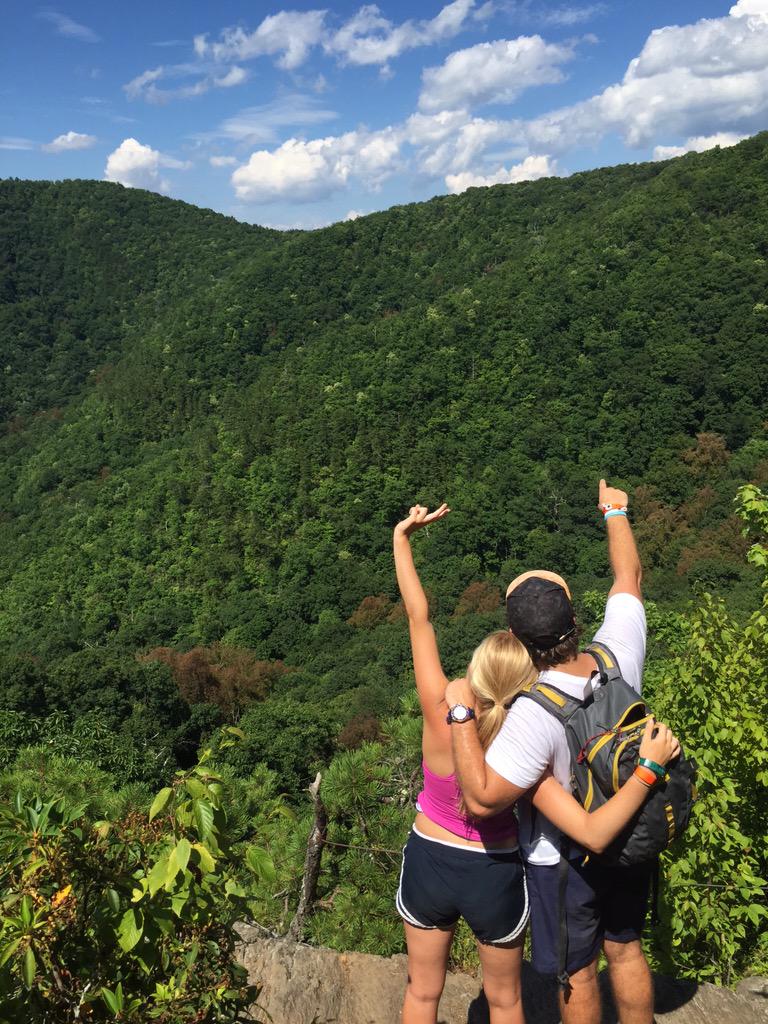 Laura W Barksdale (@laura86134290) on Twitter photo 