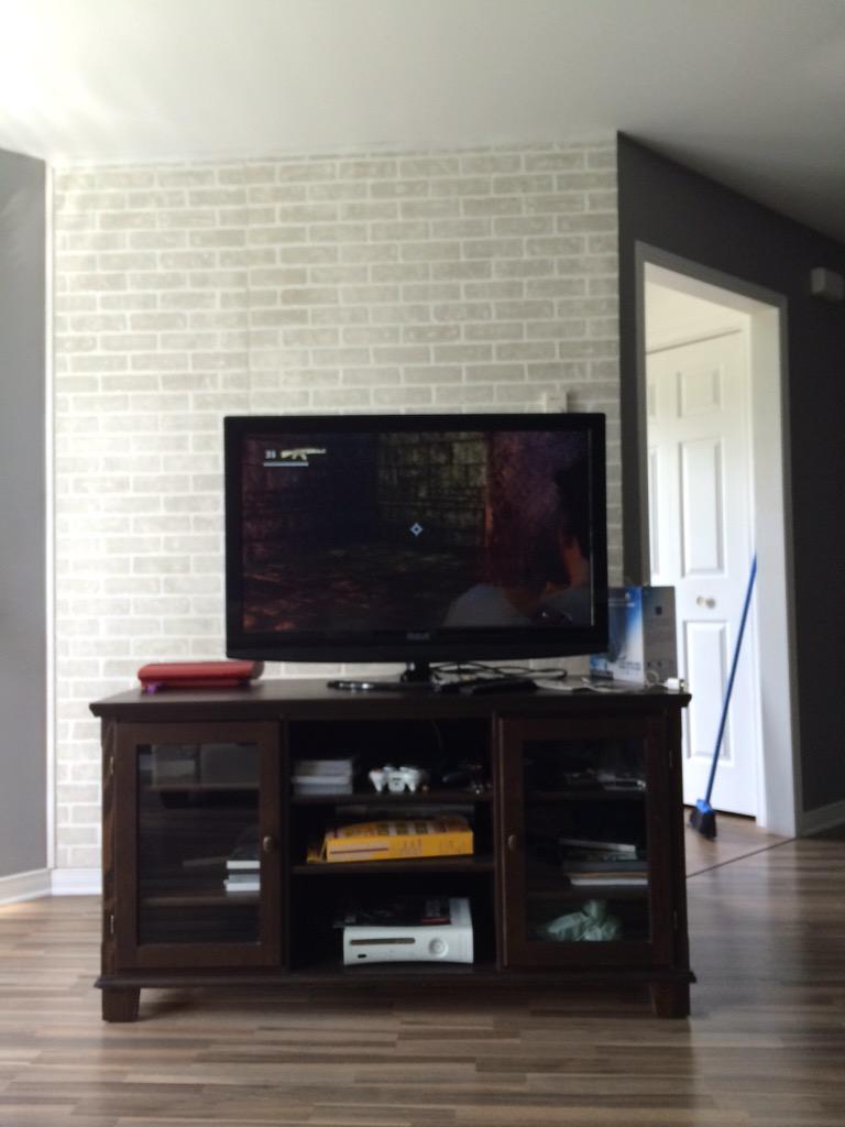 LinkHD2's tweet photo. Playing uncharted at uncles http://t.co/efqEfrY3m4