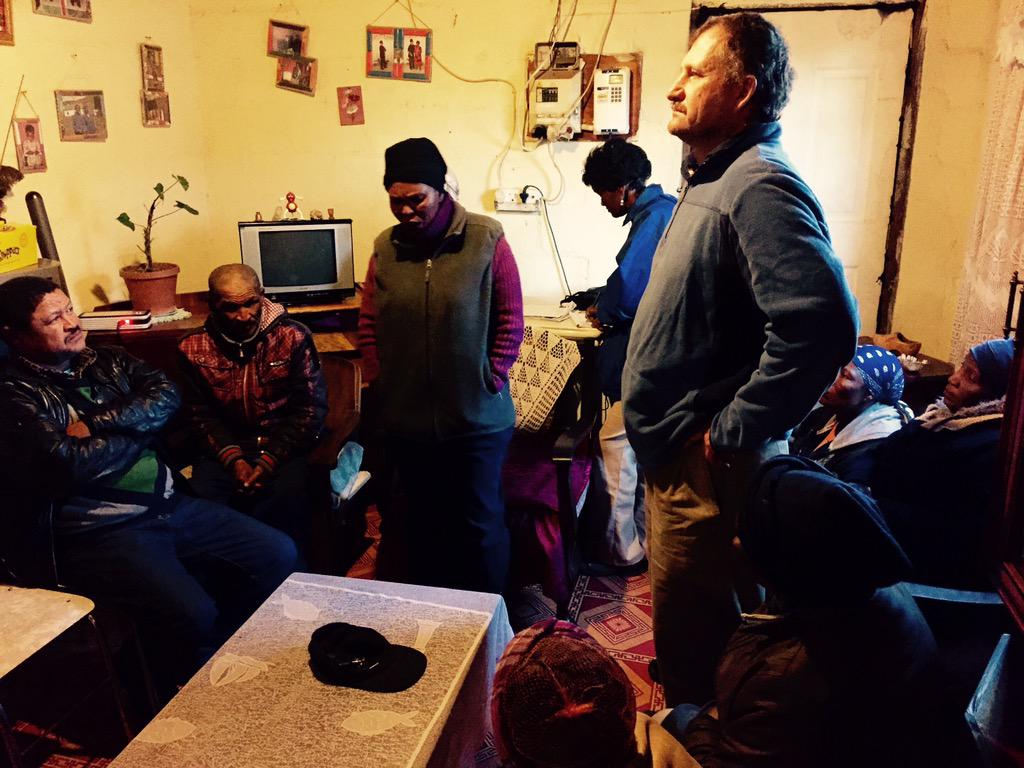 DABaviaans's tweet photo. Packed house meeting in Blue Baviaans. @DAEasternCape http://t.co/JPKozkicDn