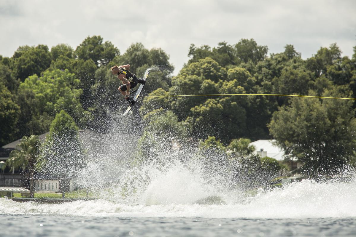 XGames's tweet photo. #TBT – Wakeboarding was last contested at ❌ Games in ‘05.

This Sun., #RealWake will debut on ABC at 4 pm ET/2 pm PT! http://t.co/cQS6AWZLYQ