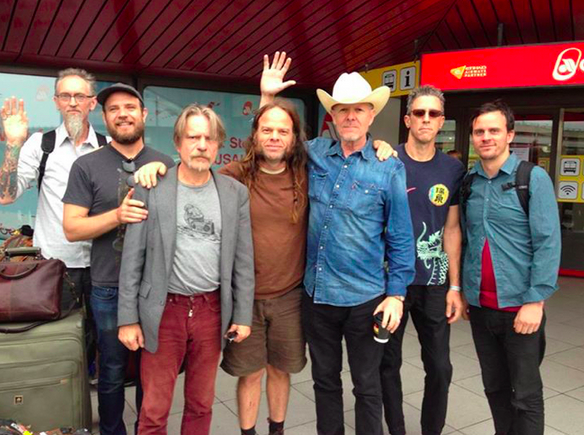 Sourdoreille's tweet photo. Swans annonce un album live et leur retour en studio pour un dernier album. http://t.co/AwGJmiT4s3