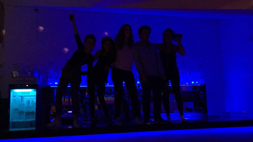 MorganeOkon's tweet photo. Fin de soirée au Sélect aux Sables d'Olonne ! http://t.co/oeTTRWBc4p