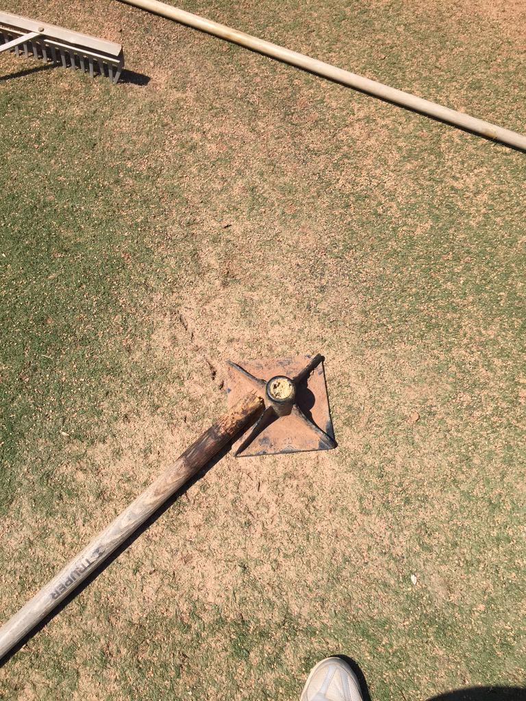 HurstBaseball's tweet image. Broke the Tamp! #baseballproblems