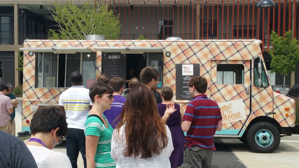 JuddATL's tweet photo. Mac the Cheese #pcm #PCMEats (at @PonceCityMarket in Atlanta, GA) https://t.co/jZjVr436Xv http://t.co/S3ATBpafes