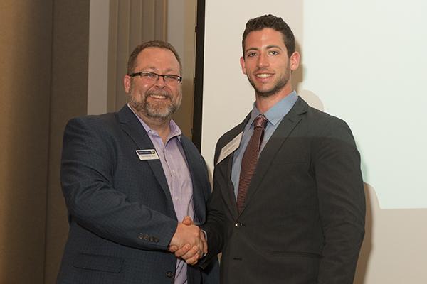 BlueHenSays's tweet photo. Opinions about your rental? #UDel @Hornprogram senior creates @TenantU http://t.co/TvI5tyYhUE #entrepreneur http://t.co/OP51EJp0xv