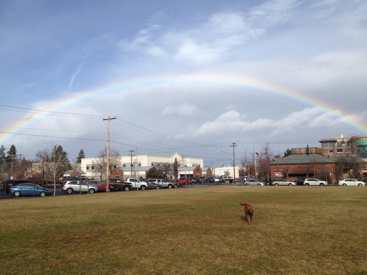 sourceweekly's tweet photo. OPINION: Instead of fighting @OSU_Cascades, let's focus on saving public spaces #inBend. http://t.co/TySifj45Hn http://t.co/rqA0UYmoaC