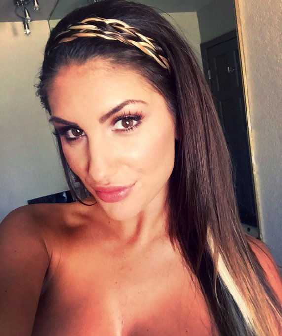 Suuperrr cute braided headband thingy!! Your dicks R going 2explode when U see this new scene from @naughtyamerica