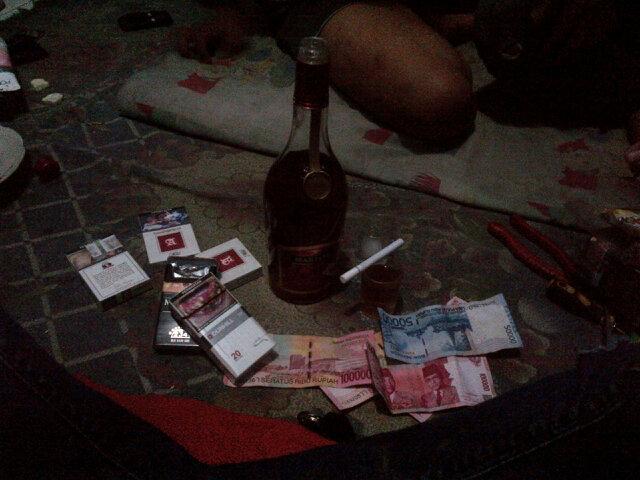 Melayang asyekkk yuhuuuuuuu\=D/