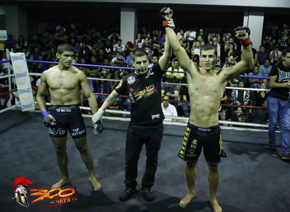 mantrafight's tweet photo. Excelentes peleadores peruanos Team Mantra! @LDapello @claudioPsanchez #MMA #PeruanoTodoTerreno http://t.co/uTfh4eKTQ8