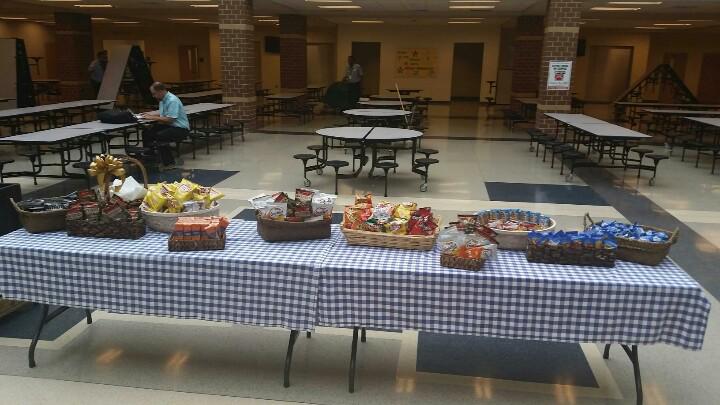 iliveloveedtech's tweet photo. #2015PLE Participants please come  down and get some snacks http://t.co/GxIOirnbeB